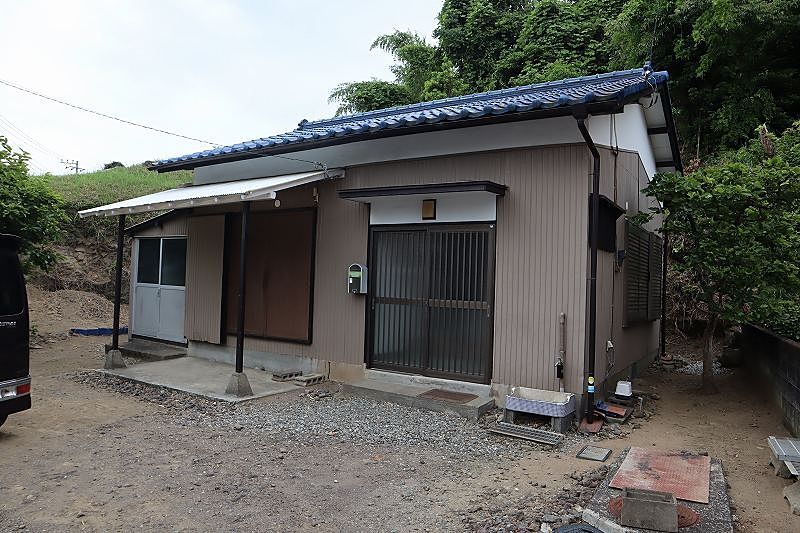 駐車場あり、温水洗浄便座あり